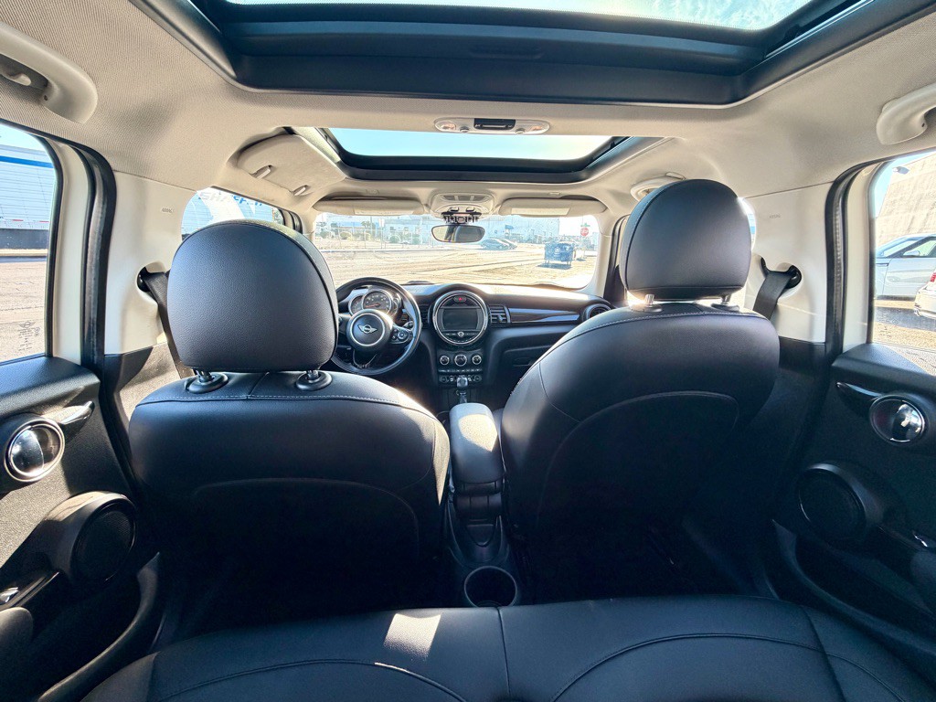 2019 MINI Cooper Image 55