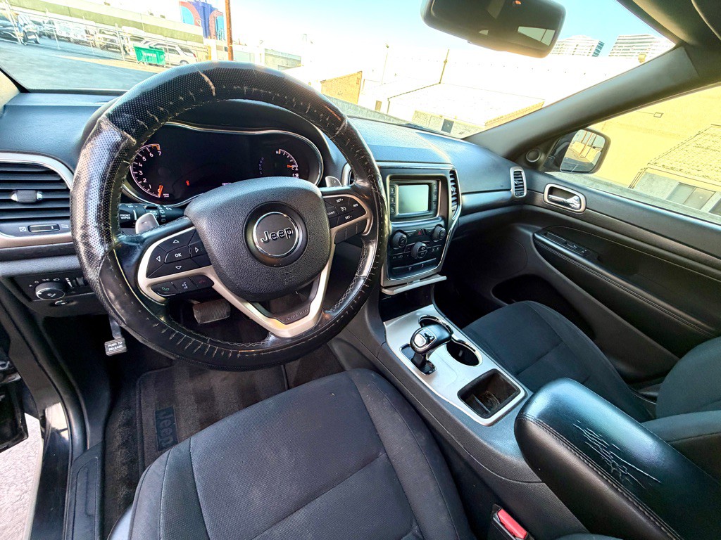 2015 Jeep Grand Cherokee Image 25