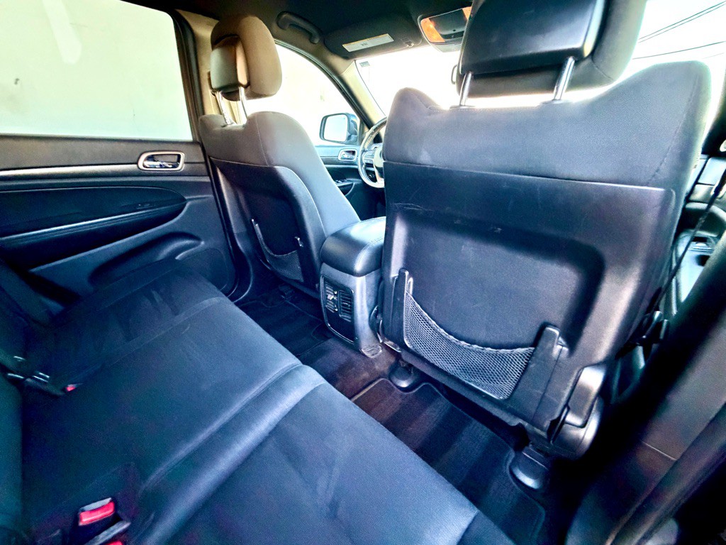 2015 Jeep Grand Cherokee Image 38