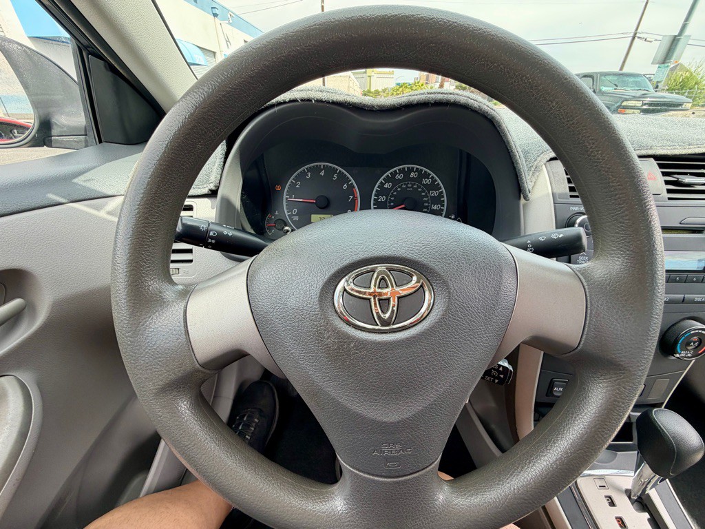 2010 Toyota Corolla Image 20