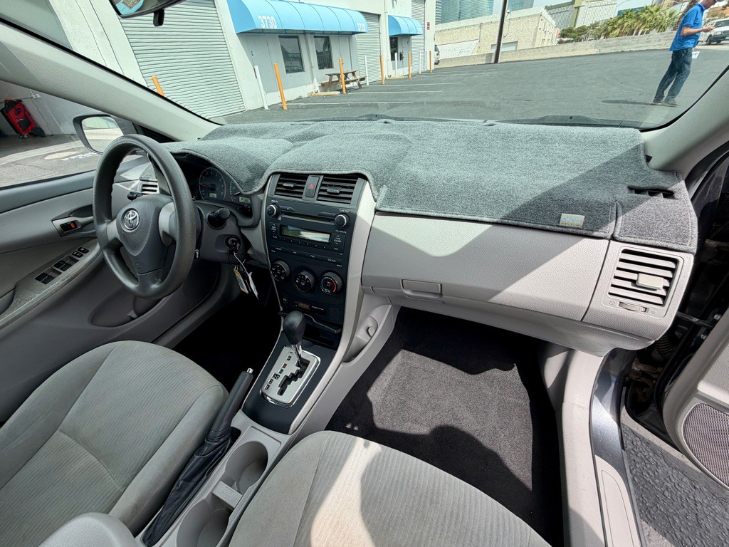 2010 Toyota Corolla Image 22