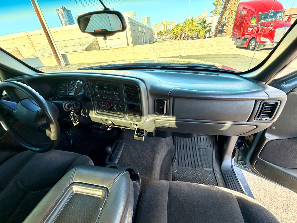 2006 Chevrolet Silverado 1500 Image 32