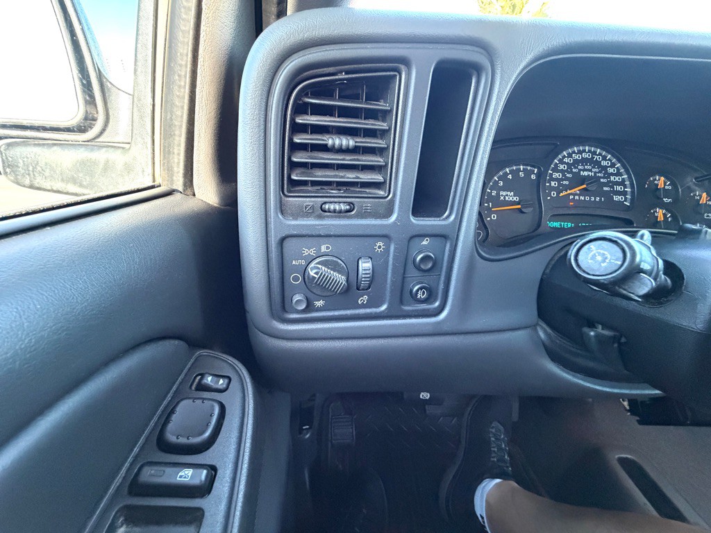 2006 Chevrolet Silverado 1500 Image 37