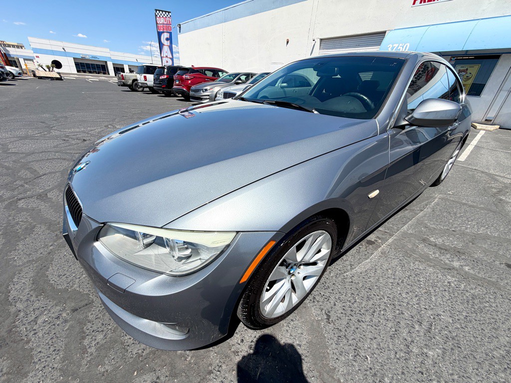 2011 BMW 3 Series Image 36