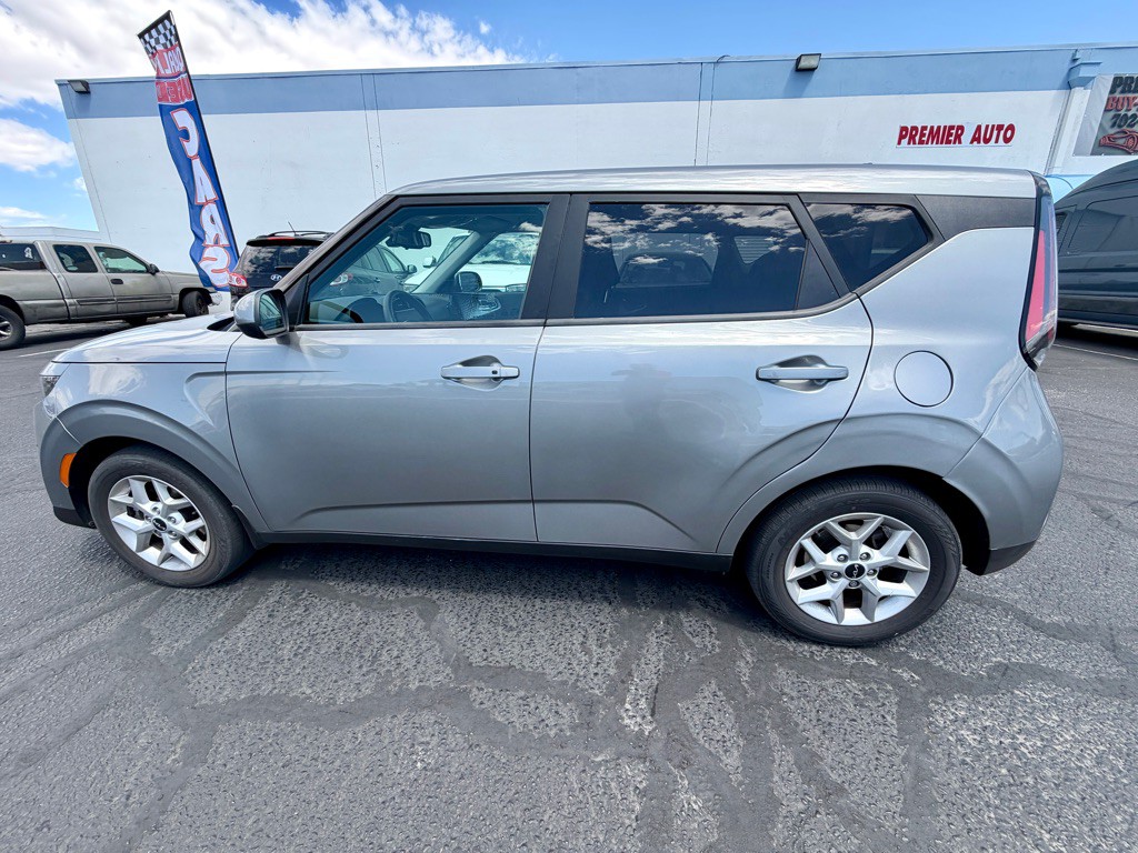2023 Kia Soul Image 8