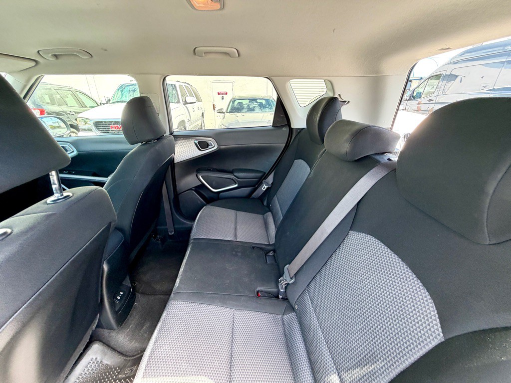 2023 Kia Soul Image 17