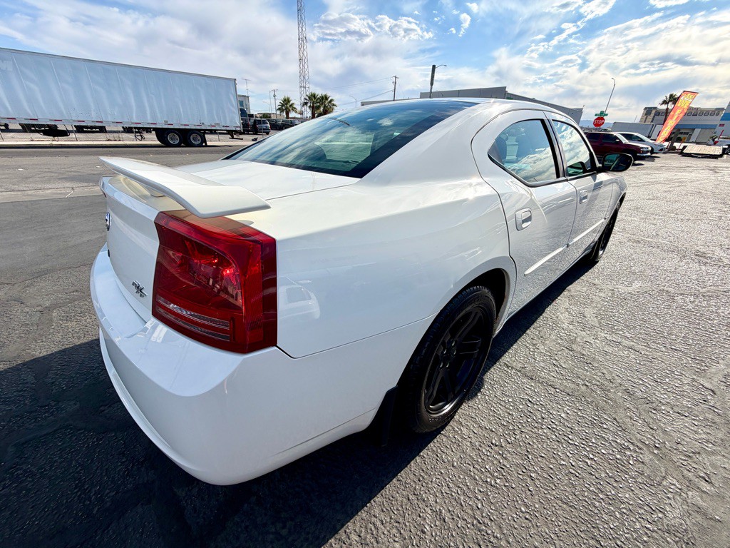 2006 Dodge Charger Image 4