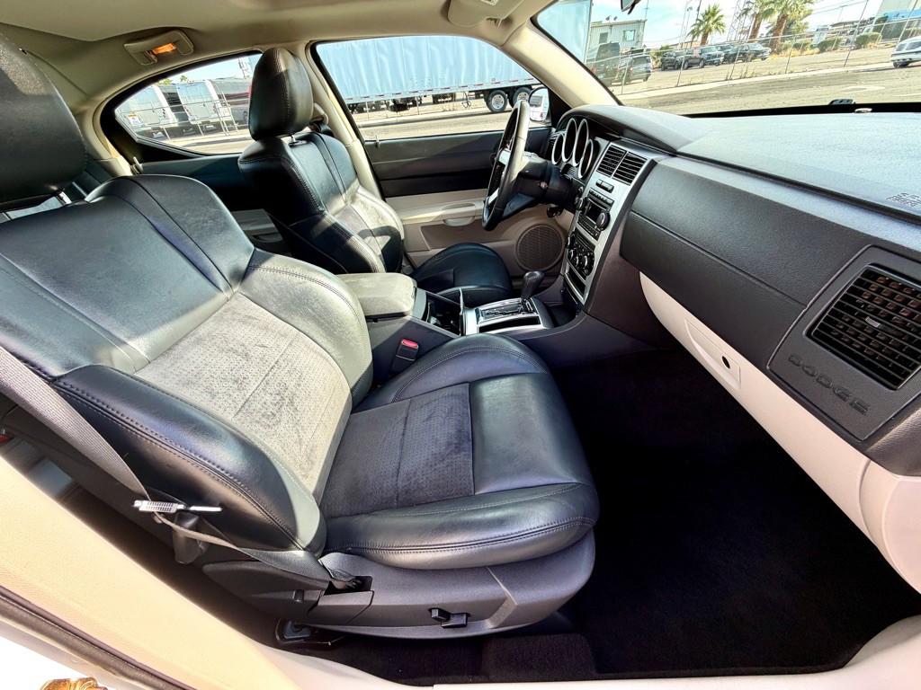 2006 Dodge Charger Image 12