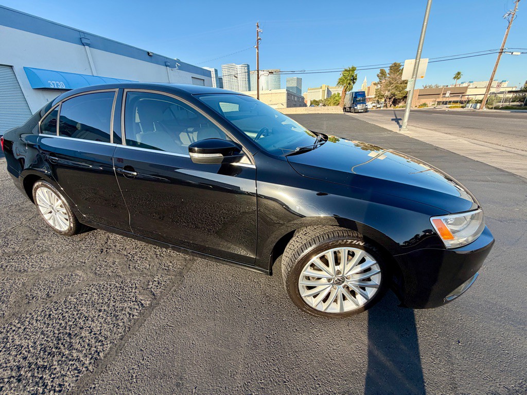 2014 Volkswagen Jetta Image 12