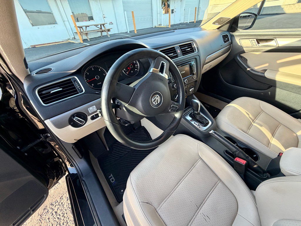 2014 Volkswagen Jetta Image 20