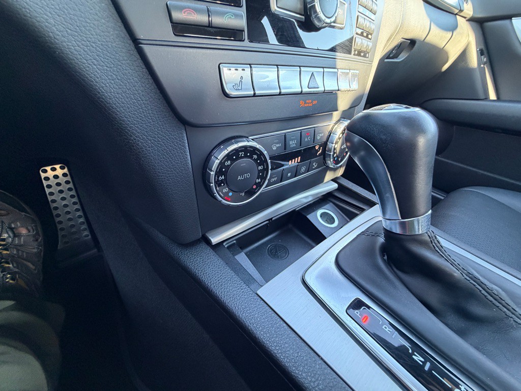 2013 Mercedes-Benz C-Class Image 13