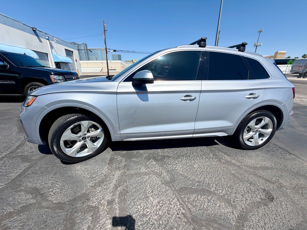 2022 Audi Q5 Image 10