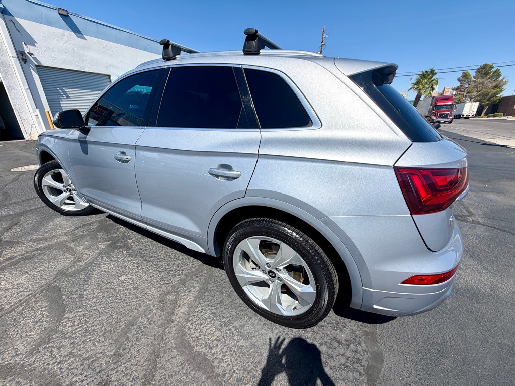 2022 Audi Q5 Image 11