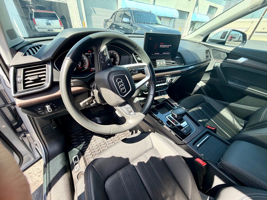2022 Audi Q5 Image 13