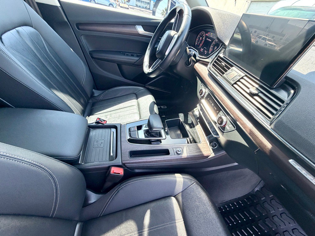 2022 Audi Q5 Image 26