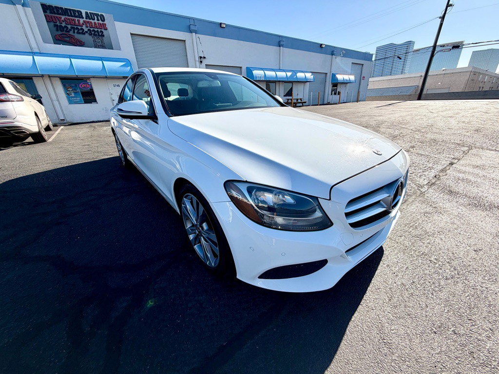 2017 Mercedes-Benz C-Class Image 3