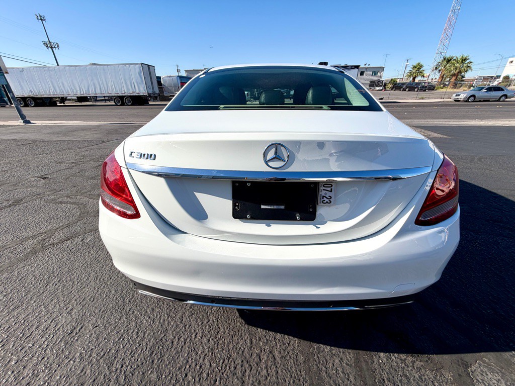 2017 Mercedes-Benz C-Class Image 6
