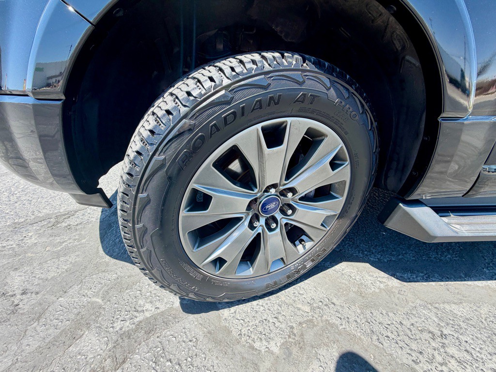 2008 Ford Expedition Image 10