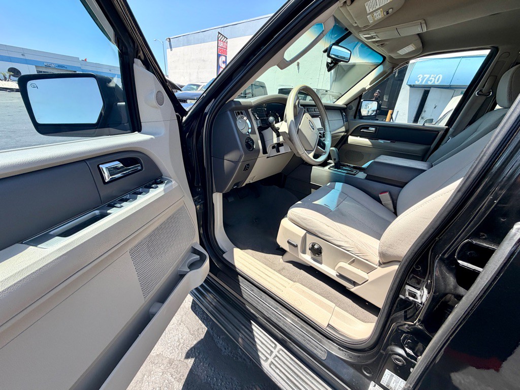 2008 Ford Expedition Image 11