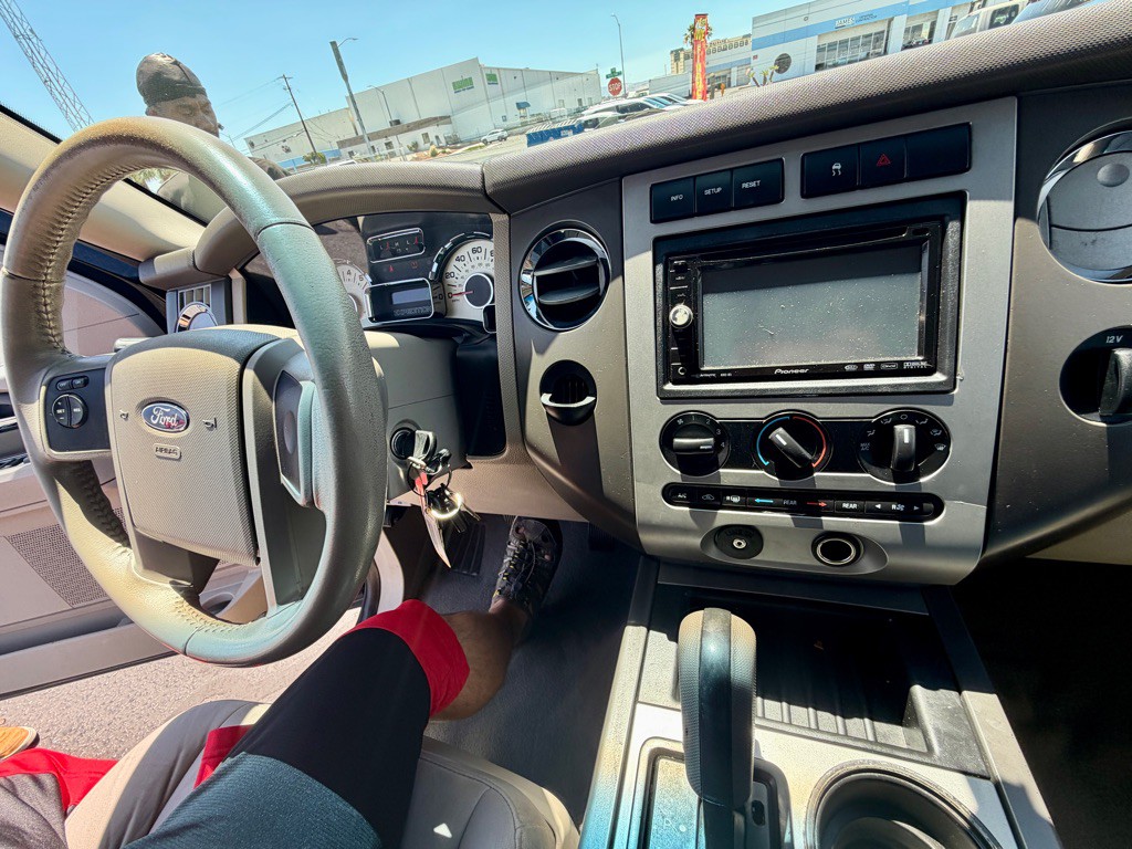 2008 Ford Expedition Image 31