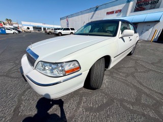 Image for 2003 Lincoln Town Car Cartier ID: 7463037