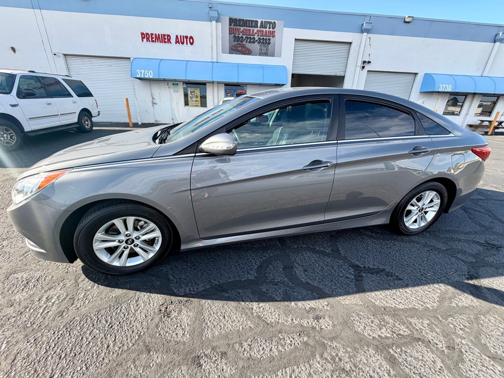 2014 Hyundai Sonata Image 6