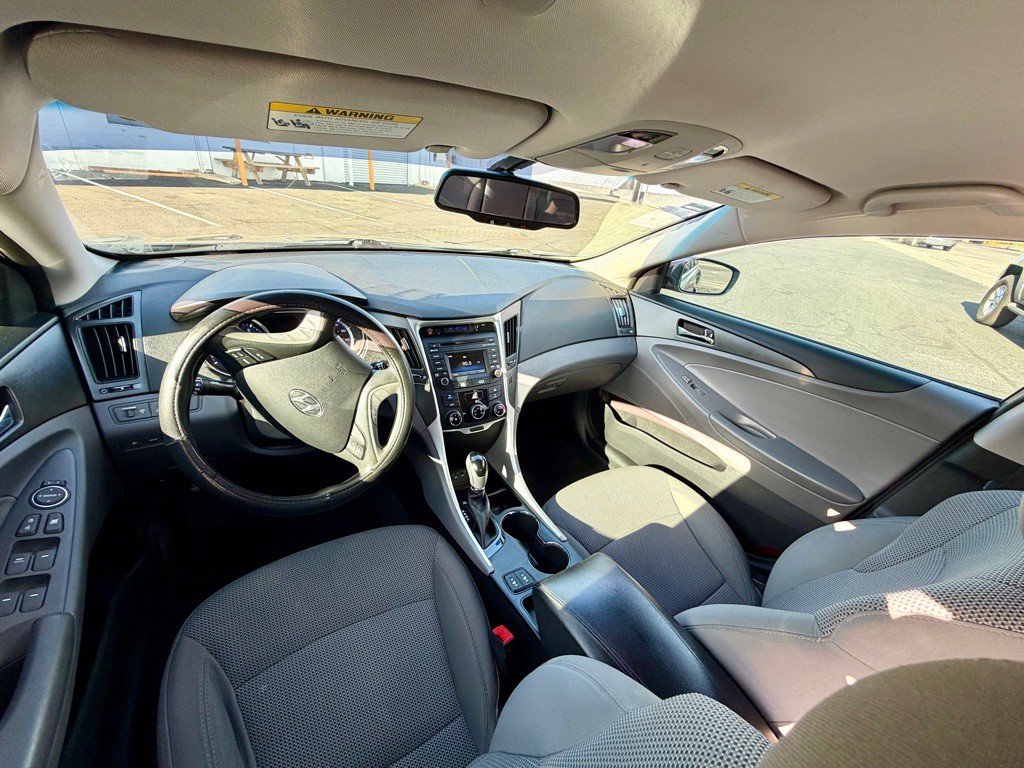 2014 Hyundai Sonata Image 14