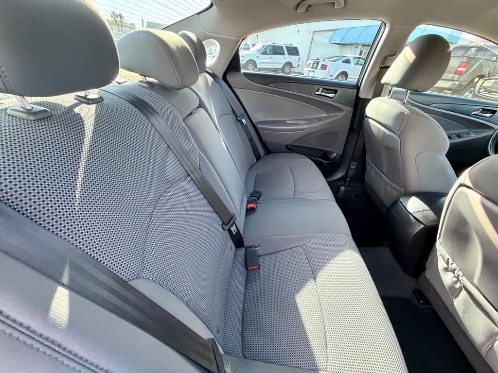2014 Hyundai Sonata Image 16