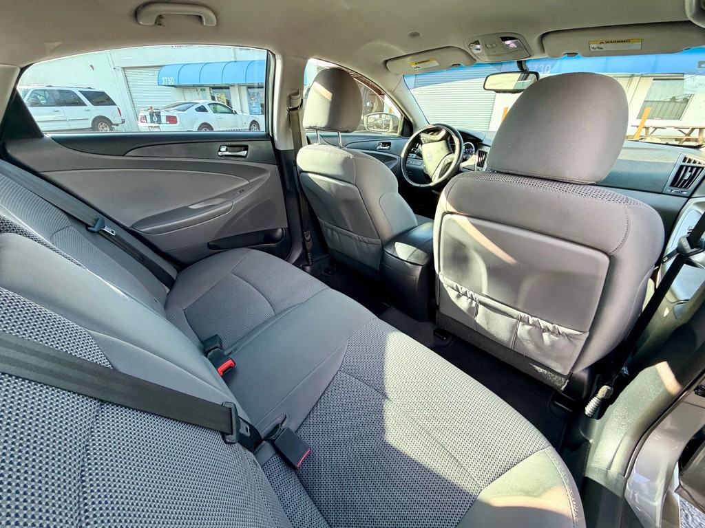 2014 Hyundai Sonata Image 17