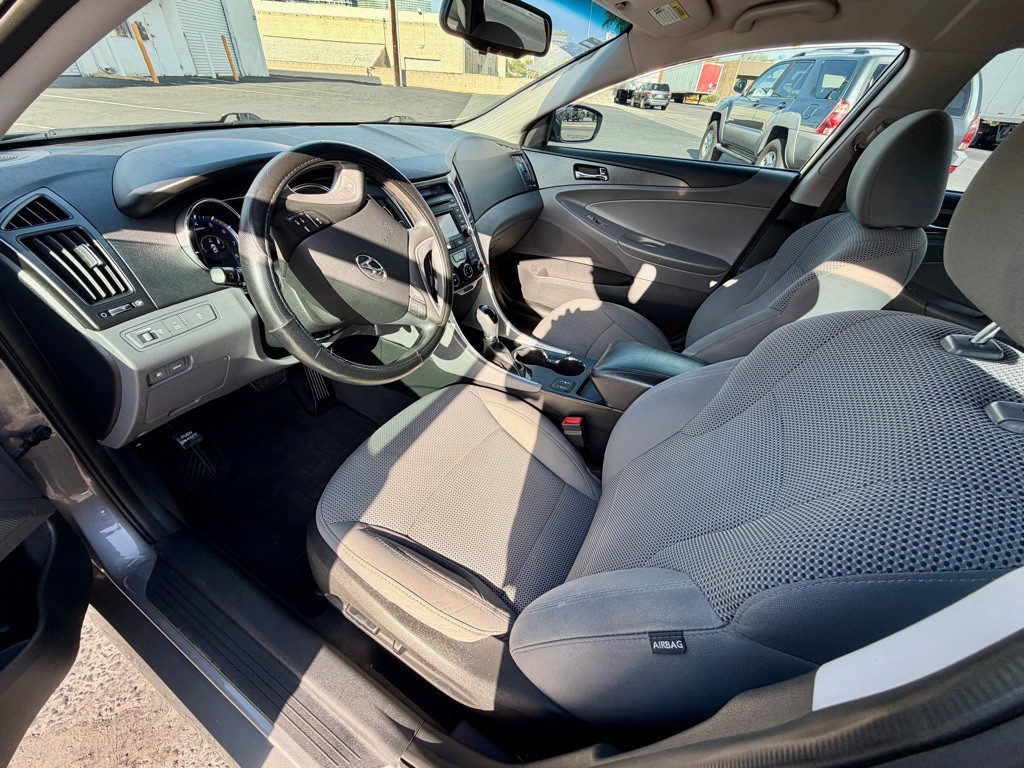 2014 Hyundai Sonata Image 19