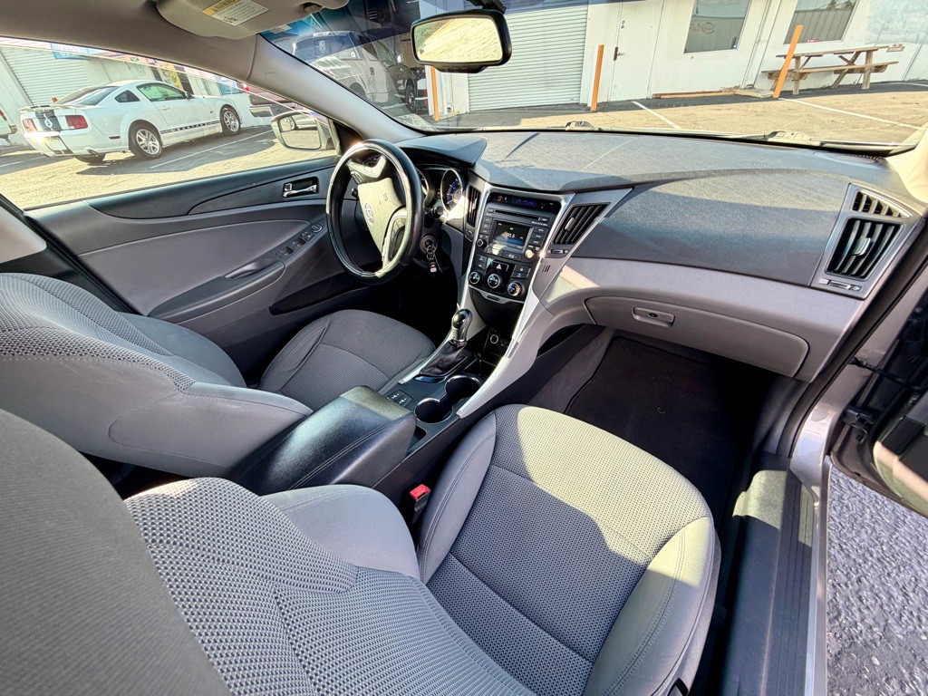 2014 Hyundai Sonata Image 22