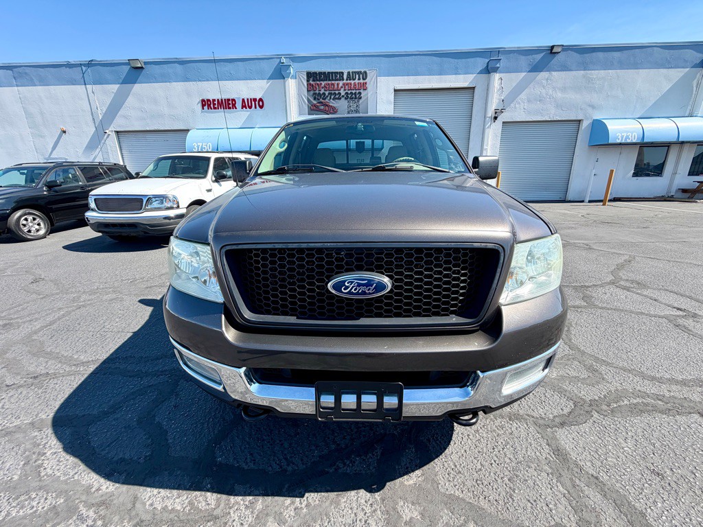 2005 Ford F-150 Image 2
