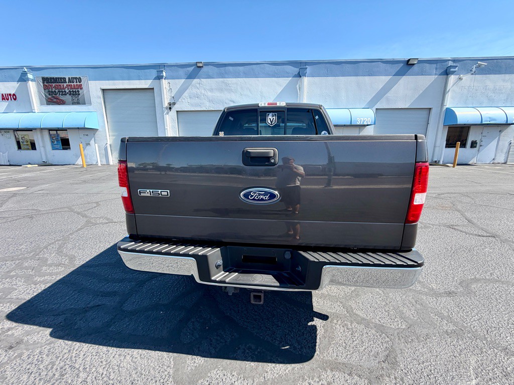2005 Ford F-150 Image 12