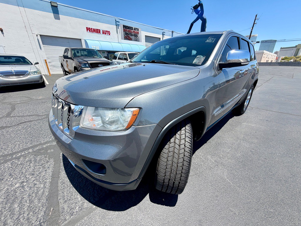 2013 Jeep Grand Cherokee Image 2
