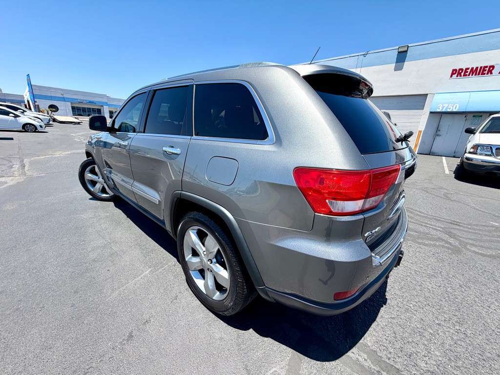 2013 Jeep Grand Cherokee Image 9