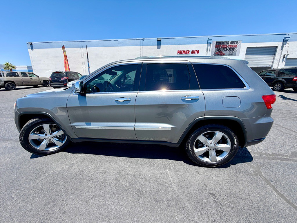 2013 Jeep Grand Cherokee Image 11