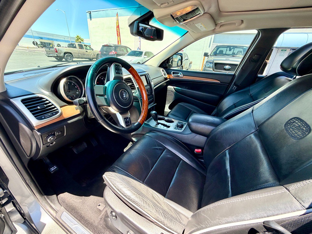 2013 Jeep Grand Cherokee Image 13
