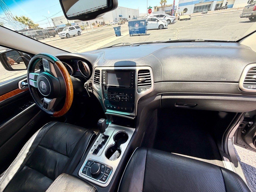 2013 Jeep Grand Cherokee Image 30