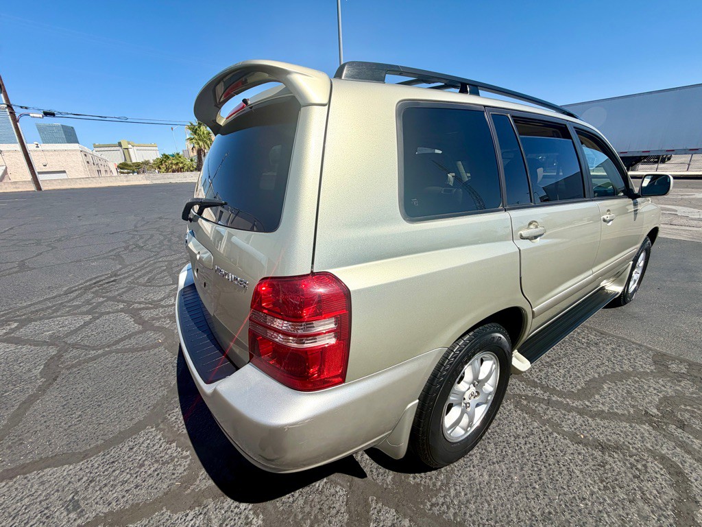 2003 Toyota Highlander Image 3