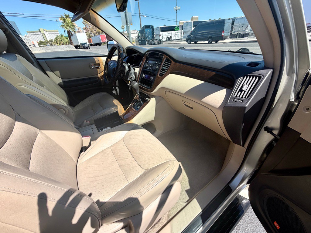 2003 Toyota Highlander Image 24