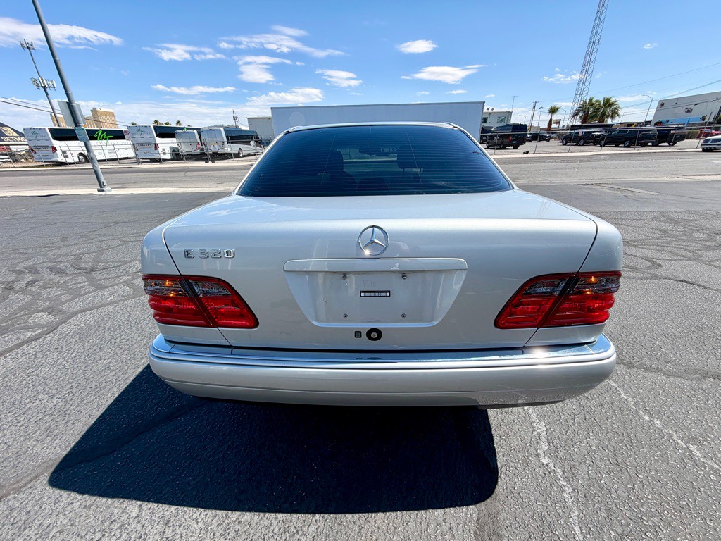 1997 Mercedes-Benz E-Class Image 6