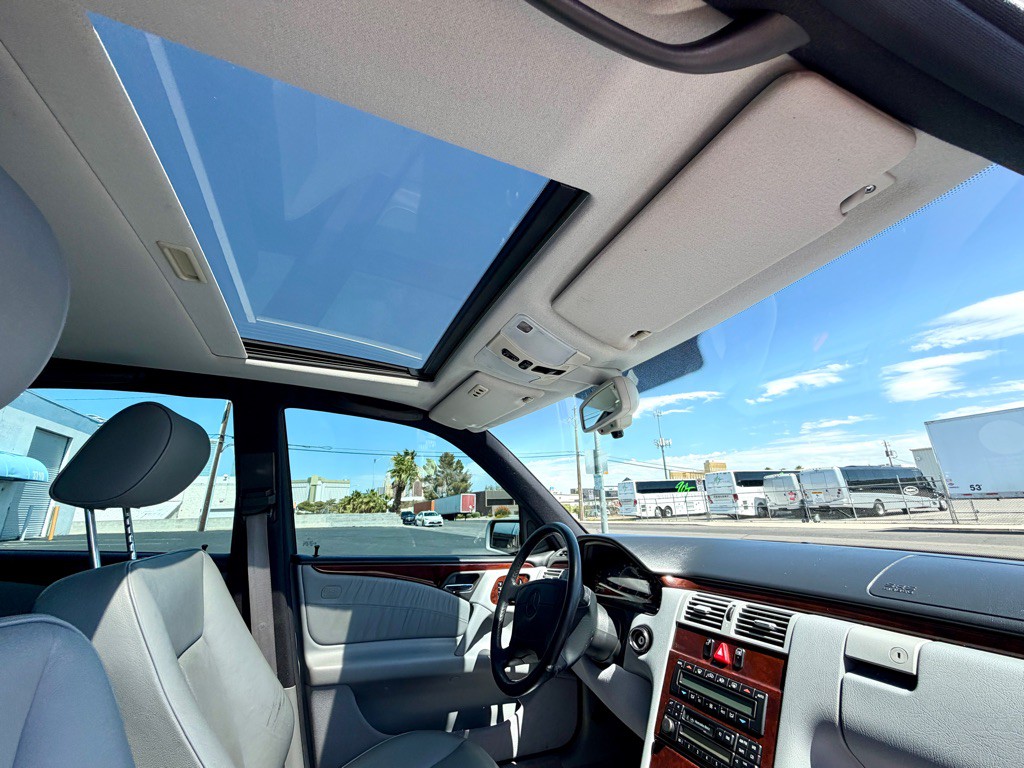 1997 Mercedes-Benz E-Class Image 22