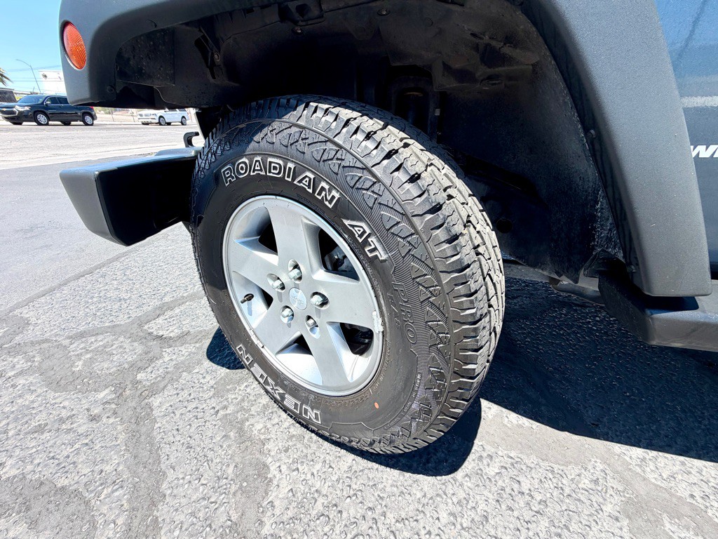2008 Jeep Wrangler Image 10