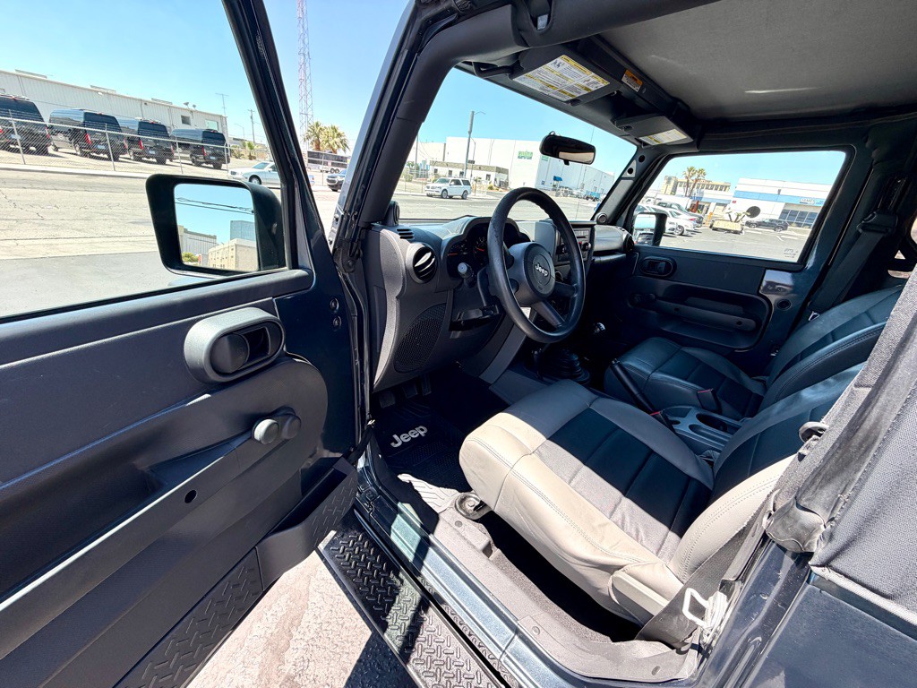 2008 Jeep Wrangler Image 12