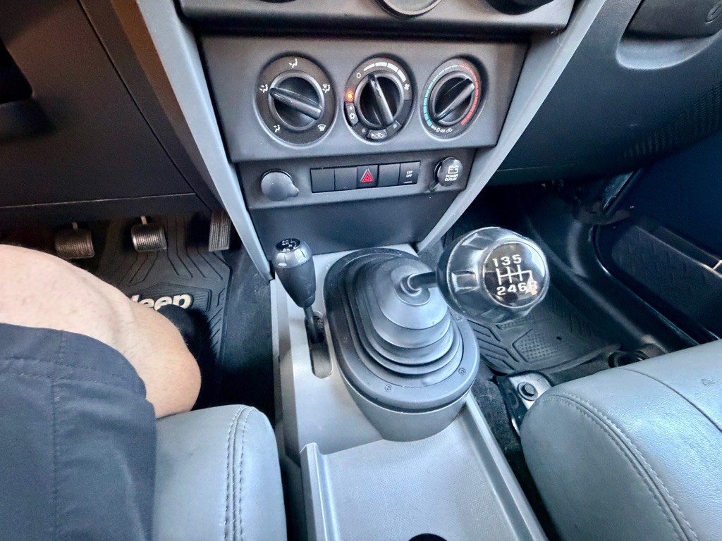 2008 Jeep Wrangler Image 21