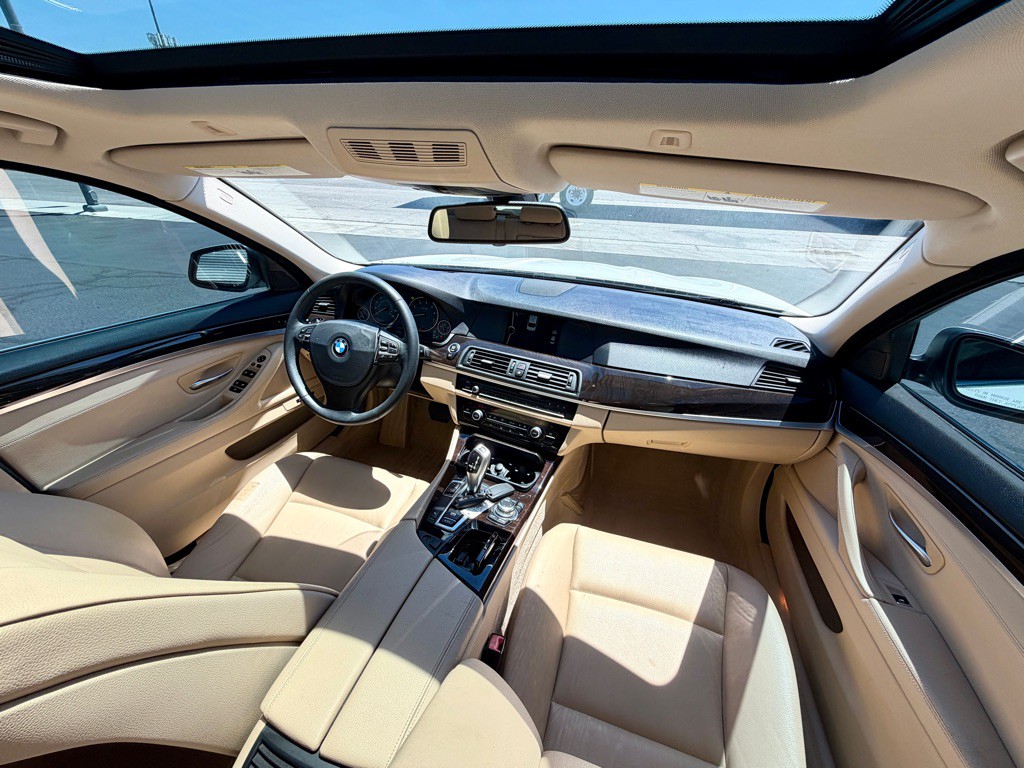 2012 BMW 5 Series Image 44