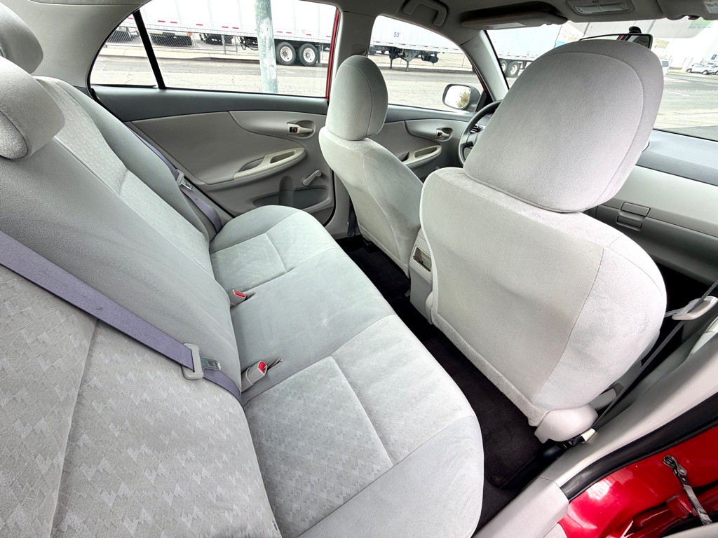 2009 Toyota Corolla Image 24