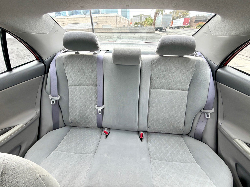 2009 Toyota Corolla Image 35