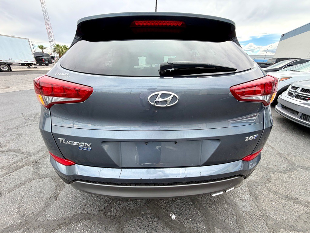2016 Hyundai Tucson Image 8