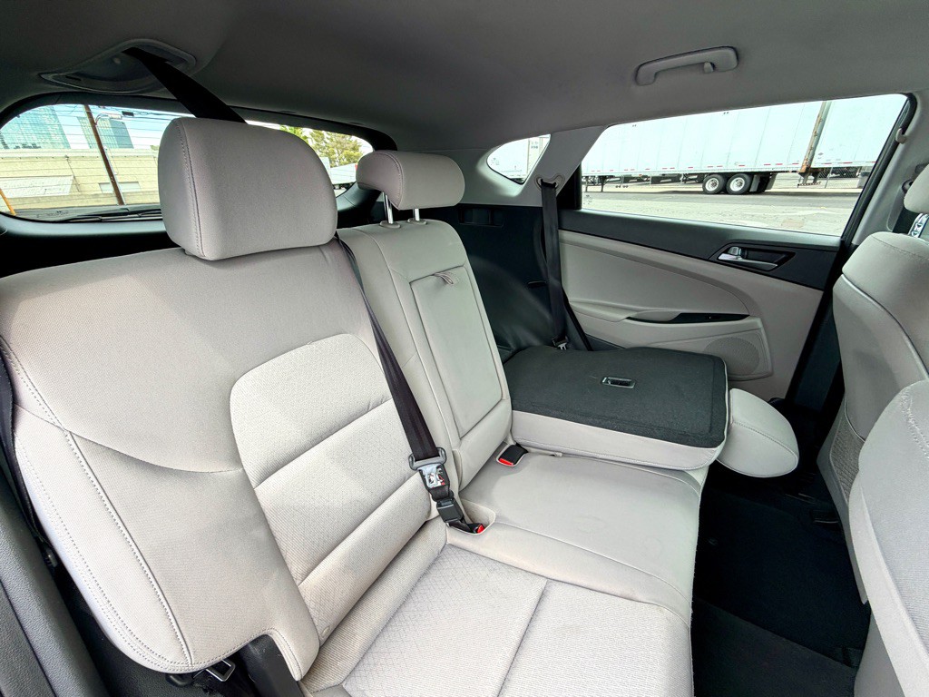 2016 Hyundai Tucson Image 21